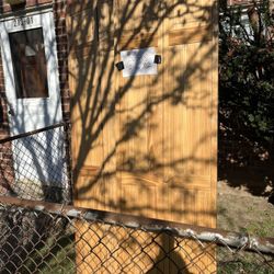 FOLDING.   CLOSET.  DOORS. (. 24x80 ).    Pair.  