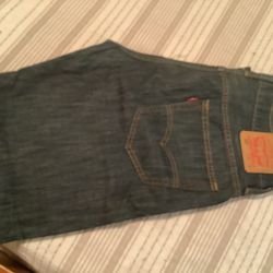 Pantalon Levi’s. Nuevo Talla. 34. X34
