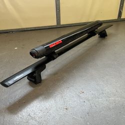 Yakima Roof Rack And snowboard Mount