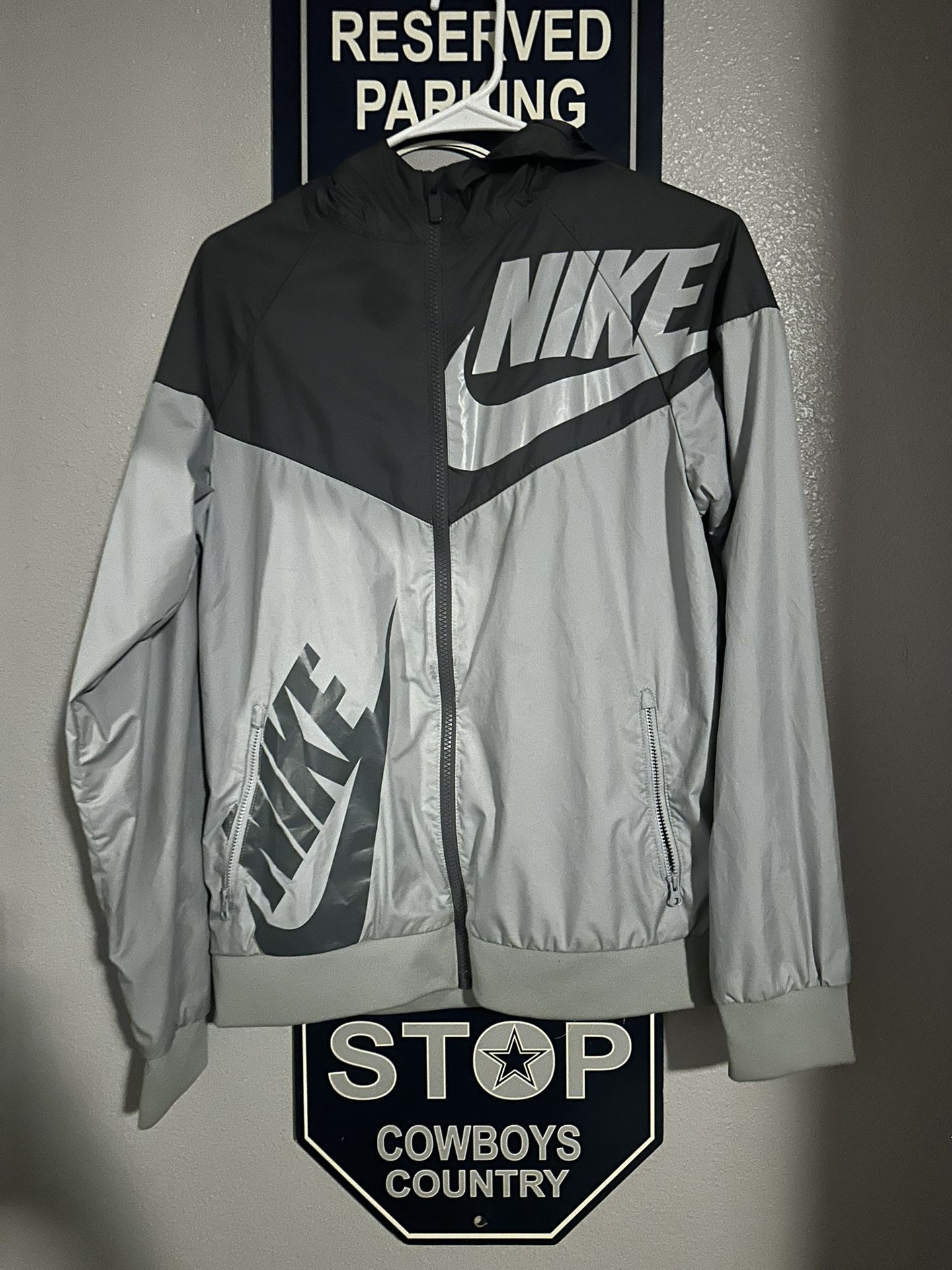 Nike Sweater