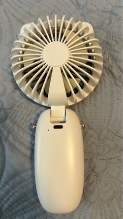 Handheld fan
