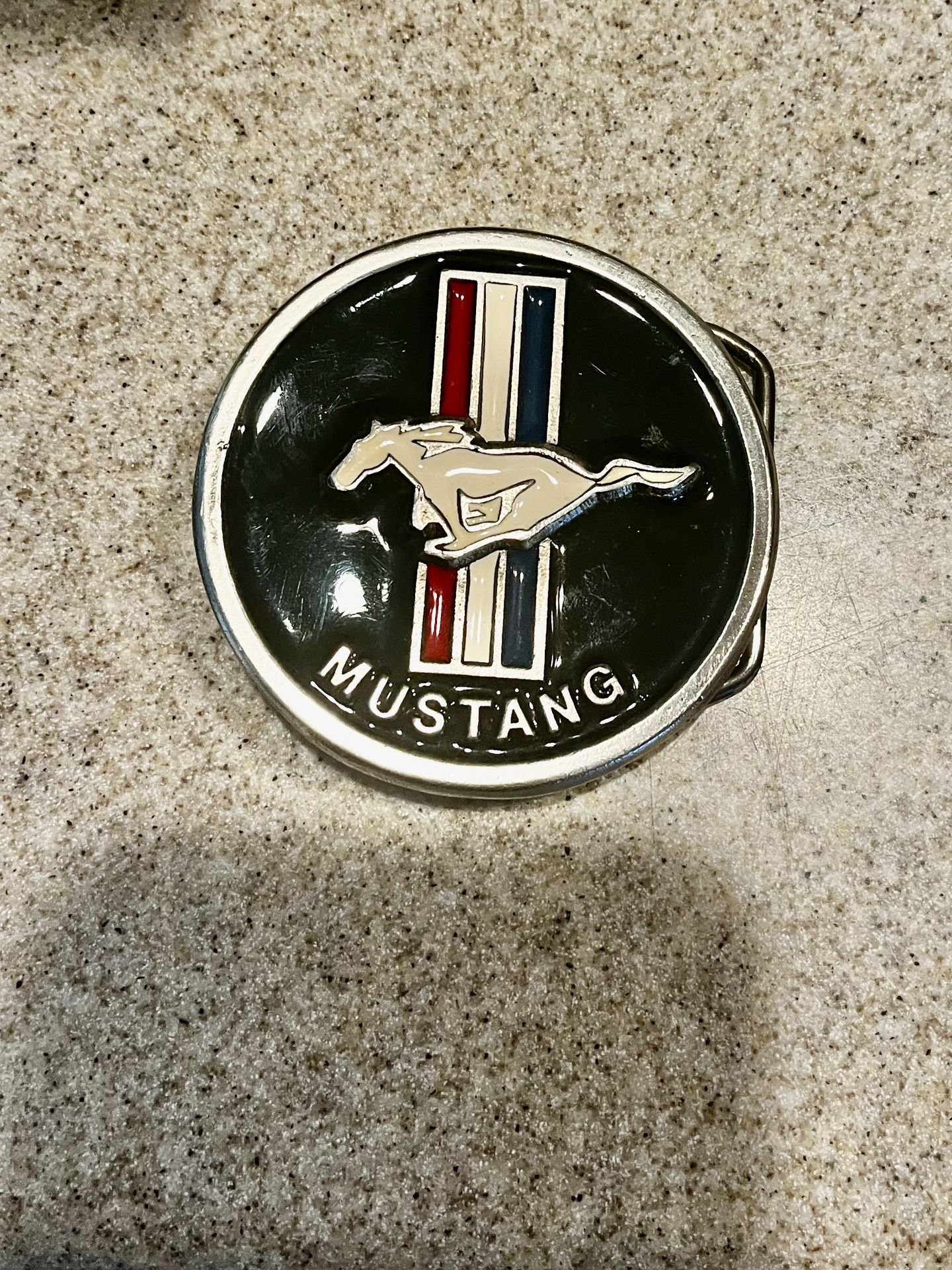 Mustang belt buckle