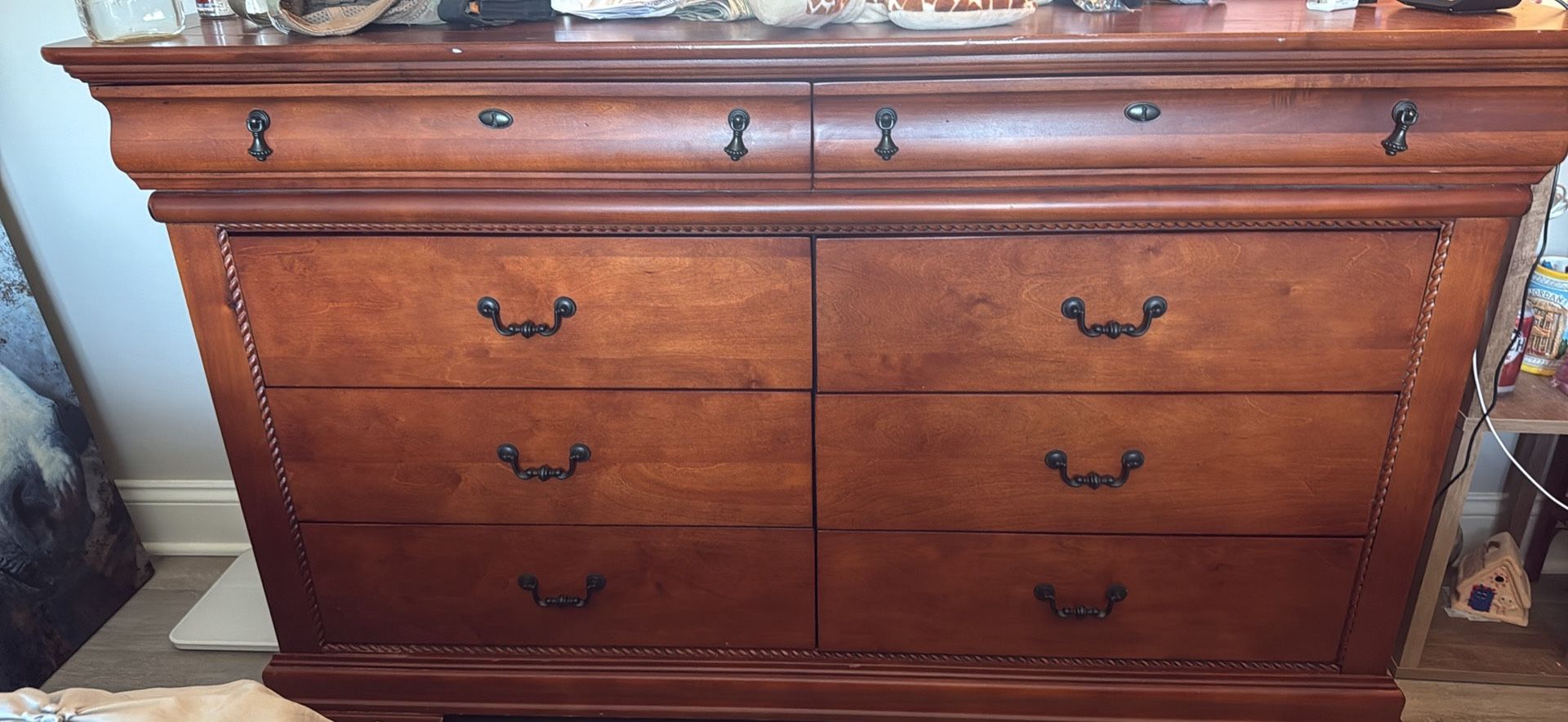Queen Cherry Sleigh Bedroom Set