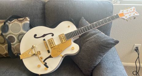 Gretsch White Falcon