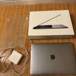 Apple MacBook Pro 13" Core i5 2.9 GHz Late 2016 8GB/256GB Gray MLH12LL/A VG3154