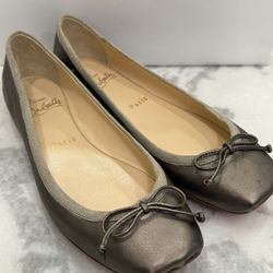 CHRISTIAN LOUBOUTIN  Bronze Ballet Flats Size 37 - 