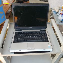 TOSHIBA LAPTOP  FOR PARTS NEED BATTERY 