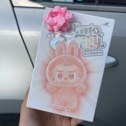 Labubu Big Into Energy V3