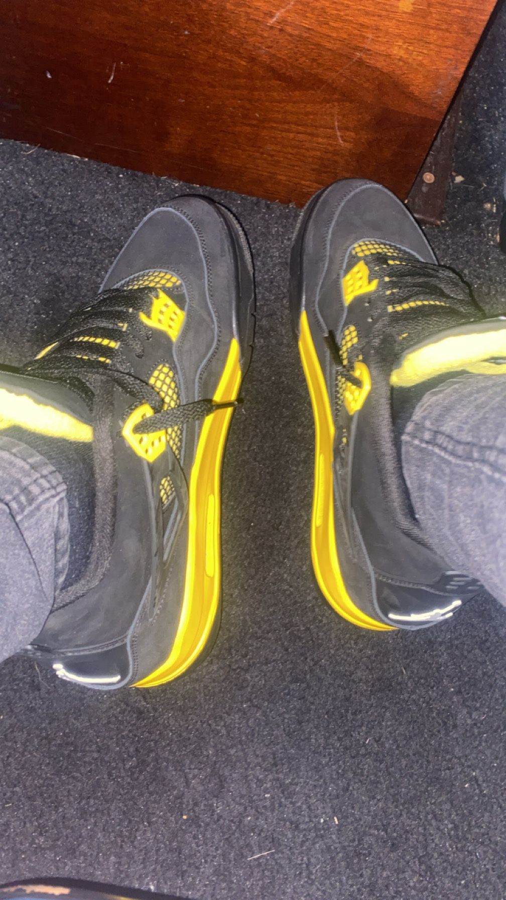 jordan 4 yellow thunder