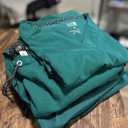Hunter Green Scrubs Bundle – Koi Next Gen, Skechers & Cherokee (Jogger Style!)