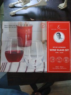 Stemless wine glasses