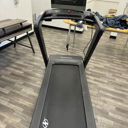 Treadmill  Pro-form And Nordictrack 