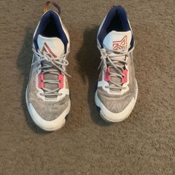 Giannis Basketball Shoes White And Pink Size 13