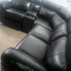 SECTIONAL LEATHER RECLINER MANUAL BLACK COLOR.. DELIVERY SERVICE AVAILABLE 🚚⚡🚚