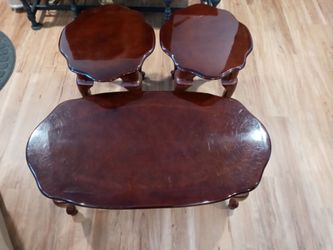 Coffee table set
