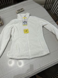 Free2B Braided Pile Jacket Small **Brand New W/tags**