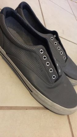 Mens Tommy Hilfiger size 9.5 shoes