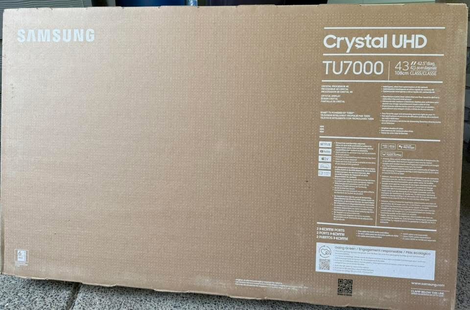 Samsung 43” Smart Tv