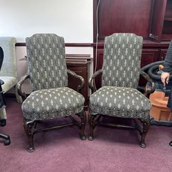 2 set vintage chairs 