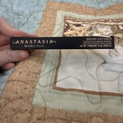 Anastasia Beverly Hills Brow Definer- Medium Brown