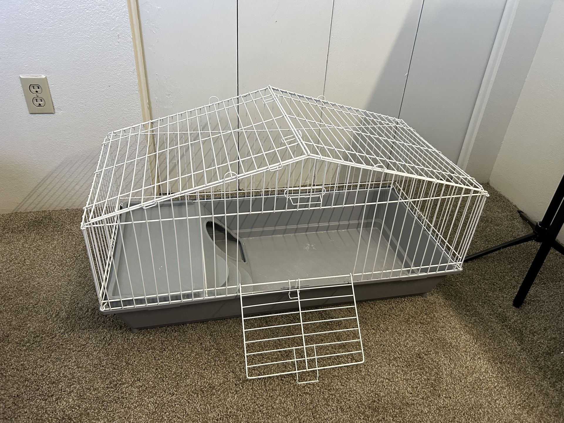 Small Pet Cage