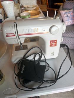 Simplicity Quilt 'n' Craft Sewing Machine