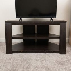 Corner TV Stand with Open Shelving