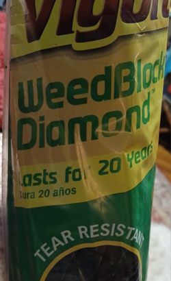 VIGARO "WEEDBLOCK DIAMOND" 200 SQ FT. NEW, NEVER OPENED - $15 (Washington Park, i25 and Alameda, Denver)