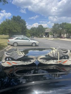 Yeezy 700 Size 10 No Box