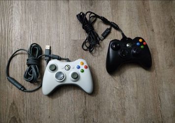 Xbox 360 Wired Controller For Sale (Set of 2)