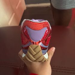 Red and purple bottegas