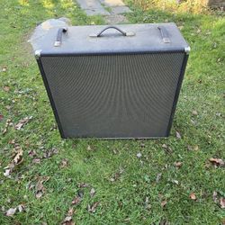 Vintage Ampeg v4 bass cabinet