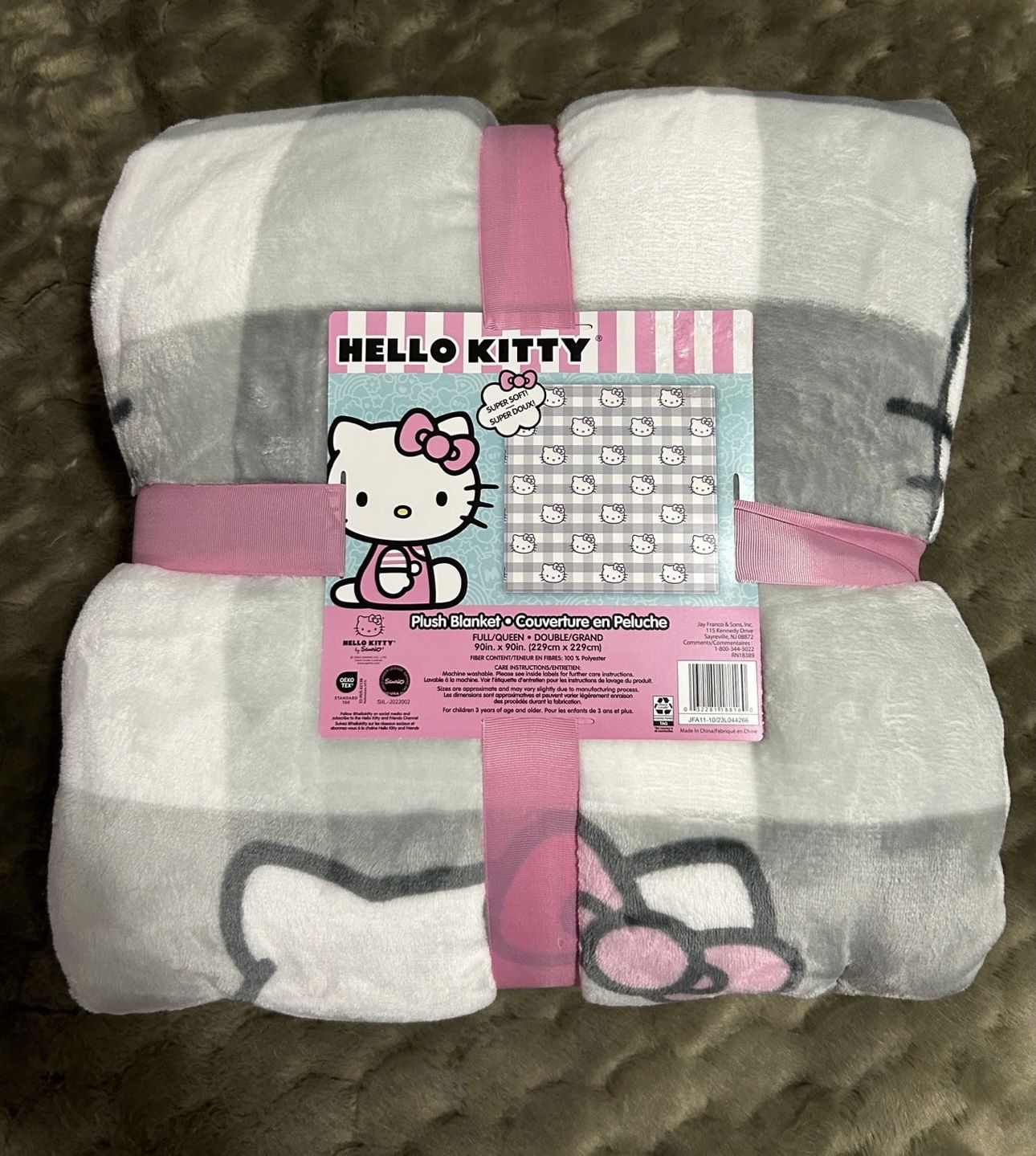 Hello Kitty Queen Sized Blanket for Sale in San Francisco CA