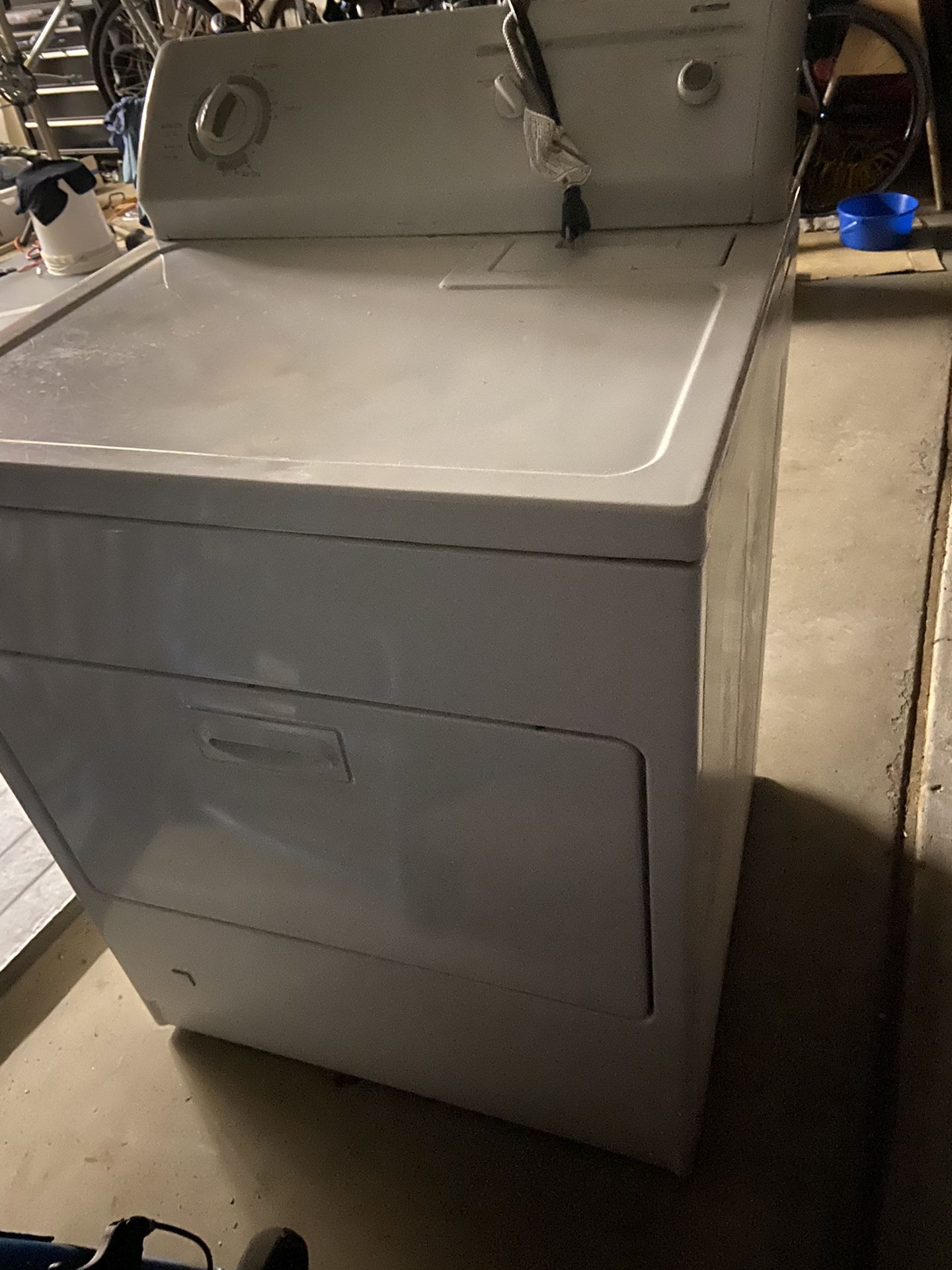 Free dryer-turns on but doesn’t spin