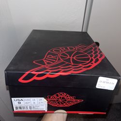 Jordan 1 Mid “white Gym Red” Size 9 Men’s 