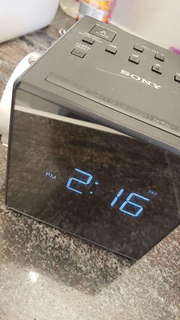 sony alarm clock with projection