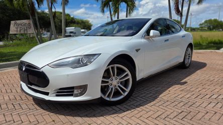 2014 Tesla Model S