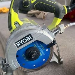 RYOBI Tile Saw