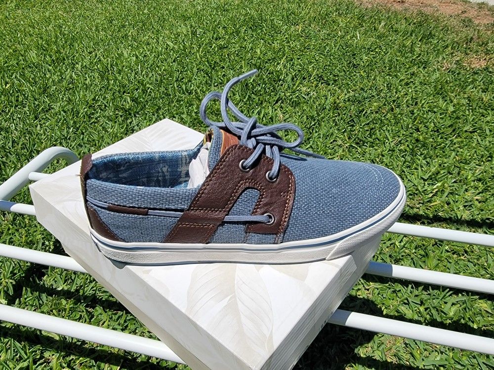 TOMMY BAHAMA SHOES