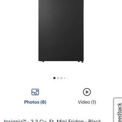 Insignia Mini Refrigerator 