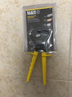 Klein Tools Ratcheting ACSR Cable Cutter Brand New
