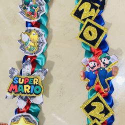 Custom Made Leis For graduation 🧑🏻🎓👩🏻🎓🎓‼️ Collares Personalizados Para Las graduaciones 🧑🏻🎓👩🏻🎓🎓‼️