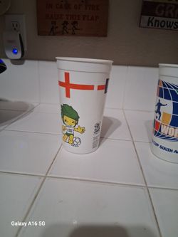 🥤Vintage England National Football Team 2010 South Africa FIFA Souvenir Cup🥤