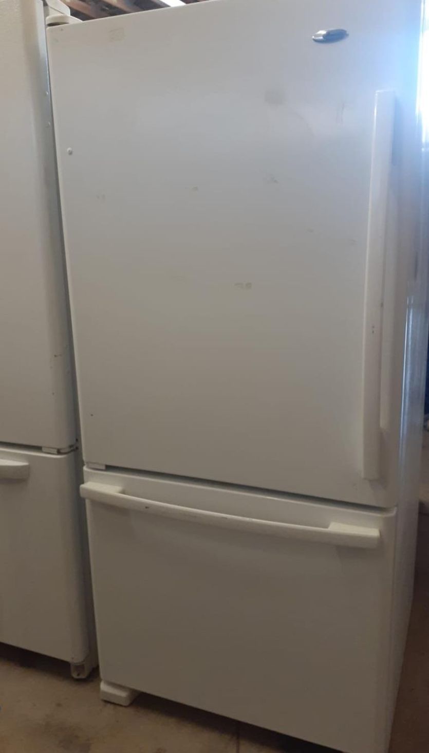 Amana Bottom Freezer  White Refrigerator
