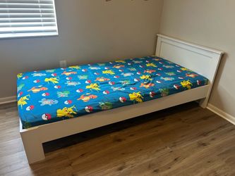 Twin bed