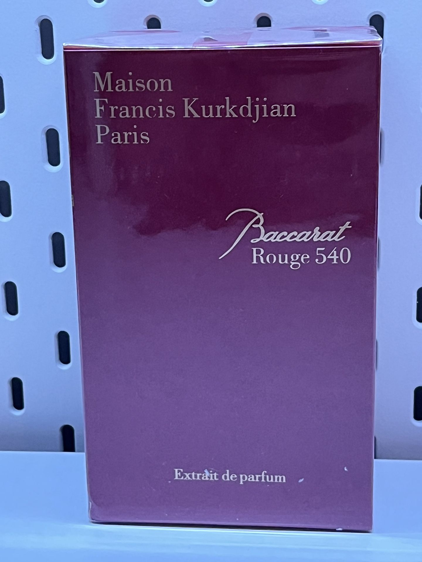 Baccarat rouge 540 red