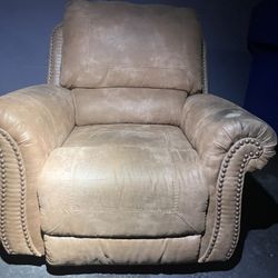 Ben Suade swivel recliner
