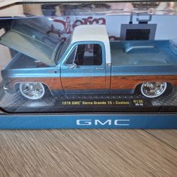 M2 1976 GMC Sierra Grande 15 Custom Big Scale 1/24  Collectable 
