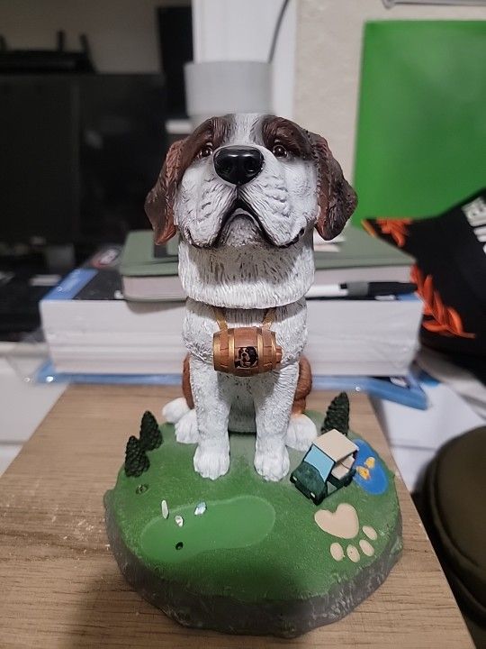 2016 Pebble Beach Dog Bobble Head Statue
