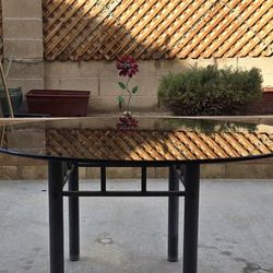 ✨ Tempered Glass Table Tops – Elegant & Versatile ✨
$20 each or $35 for BOTH